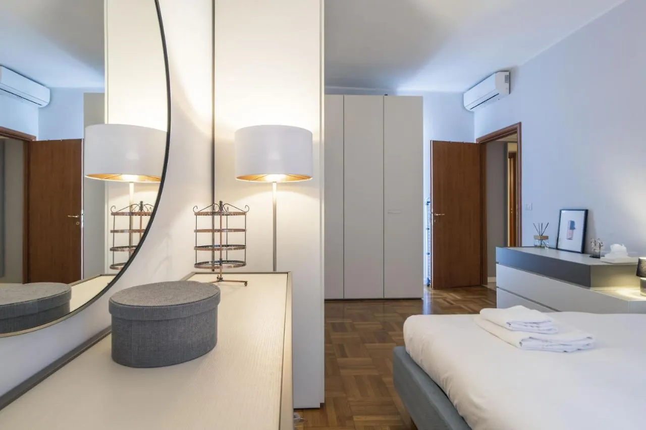 Easylife - Elegante E Chic Dimora Con Balcone Apartment Milan