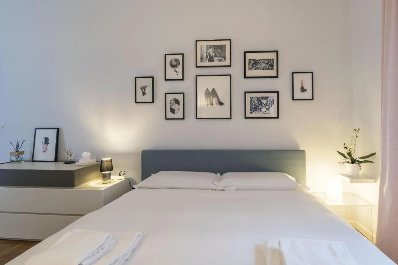 Easylife - Elegante E Chic Dimora Con Balcone Apartment Milan