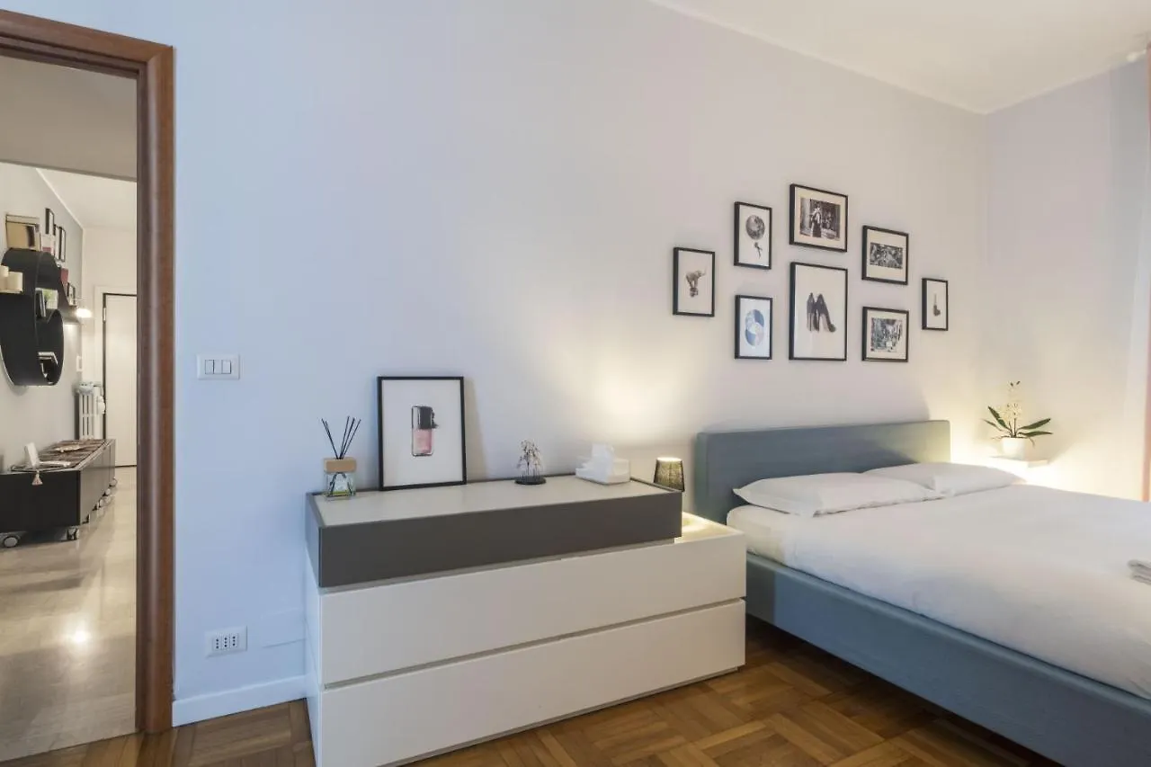 Easylife - Elegante E Chic Dimora Con Balcone Apartment Milan Italy